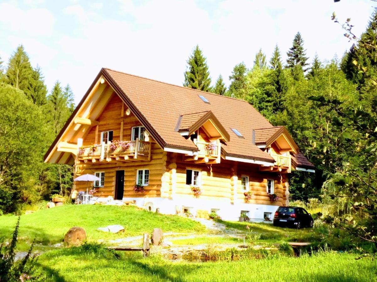 Chalet Le Dorf Noetsch Bagian luar foto