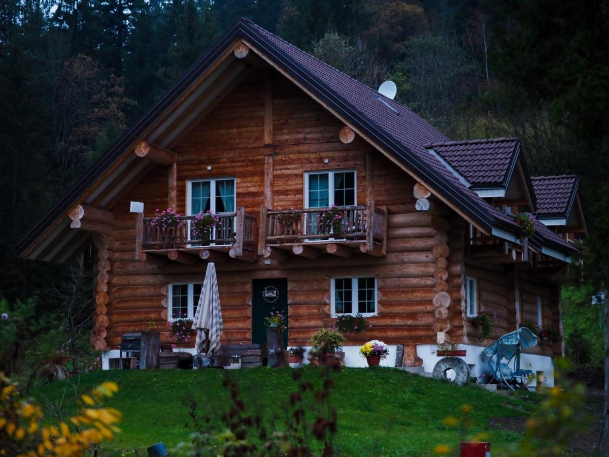 Chalet Le Dorf Noetsch Bagian luar foto